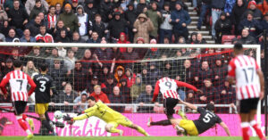 MU may mắn thoát thua trước Sunderland 4 mu may man thoat thua truoc sunderland 2341