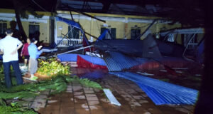 mua da giong loc khien 5 nguoi bi thuong 350 nha toc mai 610