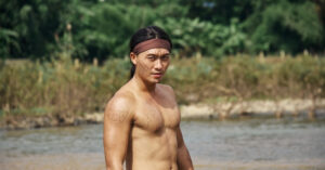 My Nam 1M8 Dong Kho Nhuom Rang Den Khoe Body 6 Mui Trong Phim Tet 807