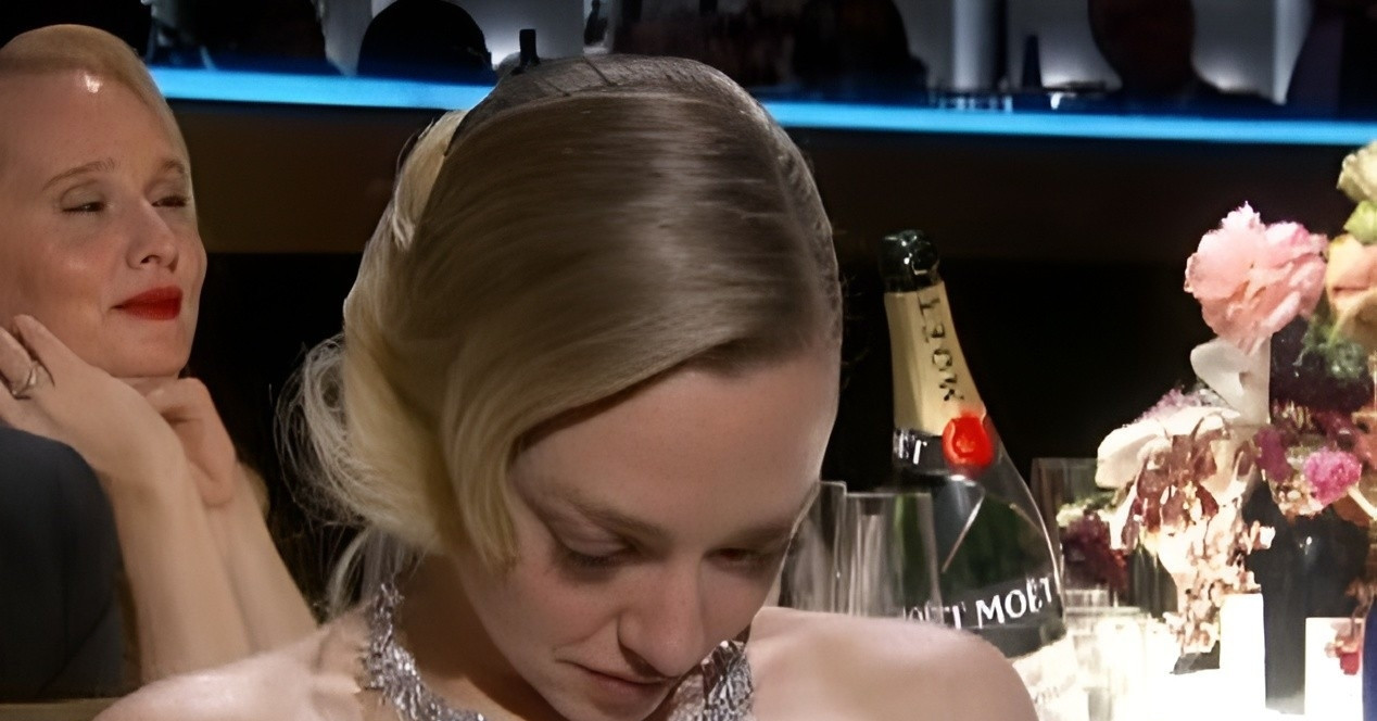 My Nhan Gay Phan No Vi Bieu Cam Nhan Nho 287