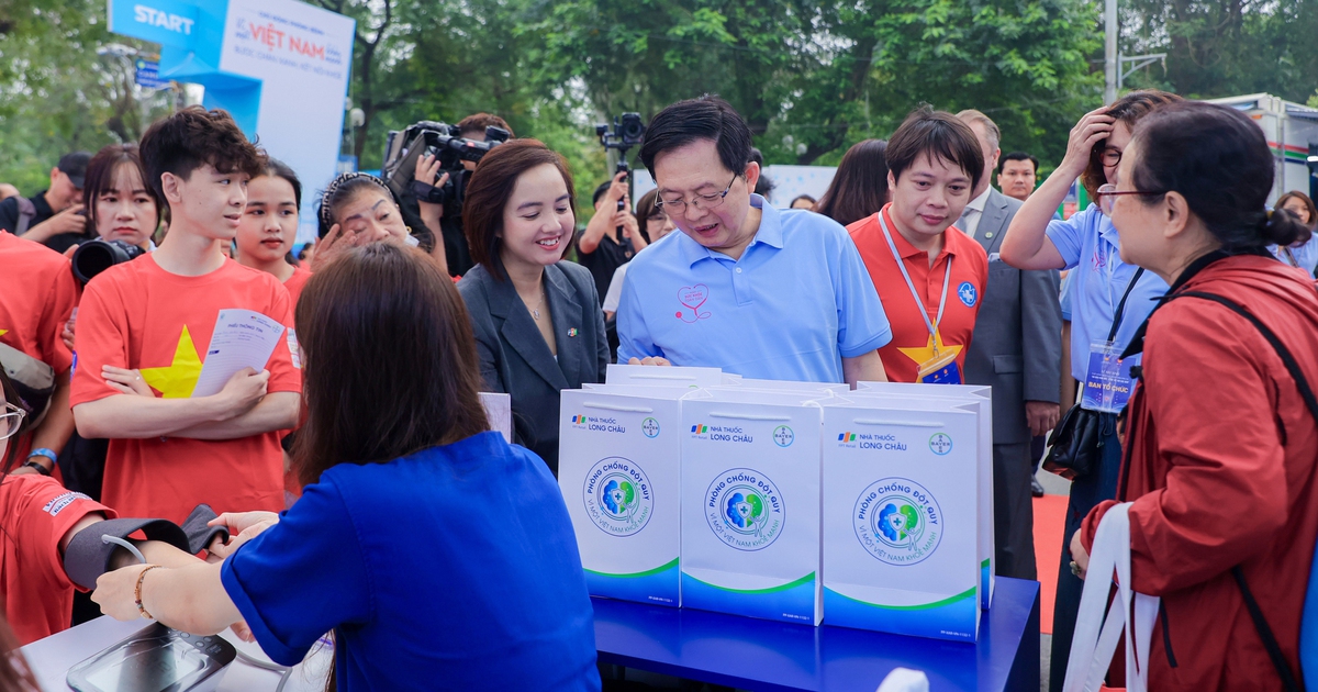 n do quyen pho tong giam doc fpt retail kiem giam doc dieu hanh he thong nha thuoc va trung tam tiem