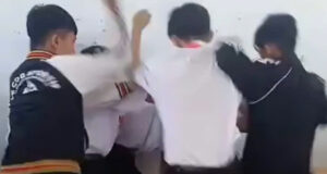 nam sinh lop 8 bi nhom ban danh hoi dong phai nhap vien theo doi 2323