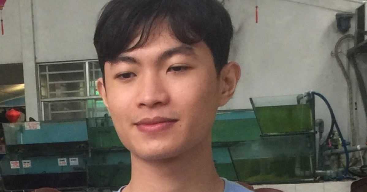 nam sinh mat tich de lai xe may ba lo tren cau 1382