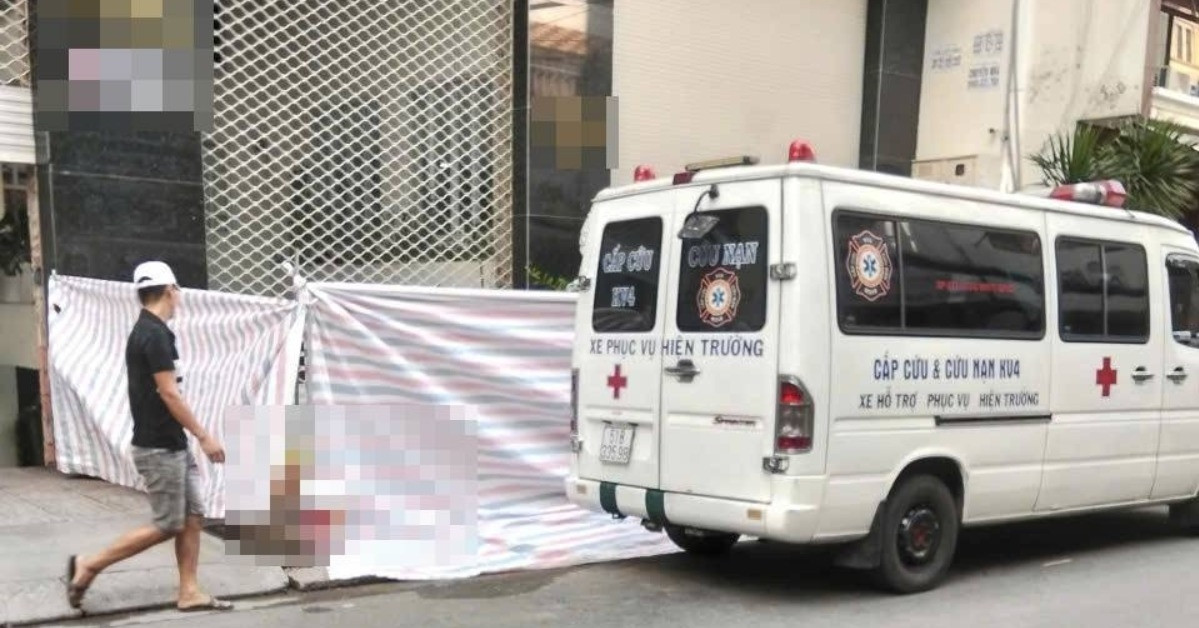 nam sinh vien nga guc tu vong dot ngot tren via he o tphcm 1142