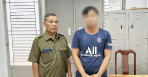Nam sinh viên ra đầu thú sau khi trộm gần 250 triệu đồng của hàng xóm 2 nam sinh vien ra dau thu sau khi trom gan 250 trieu dong cua hang xom 1318