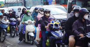 ne ket xe nguoi dan mien tay tro lai tphcm som tu mung 4 tet 1090