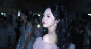 Ngắm vẻ xinh đẹp của nữ sinh ngôi trường THPT top đầu ở Hà Nội 9 ngam ve xinh dep cua nu sinh ngoi truong thpt thuoc top o ha noi 1032