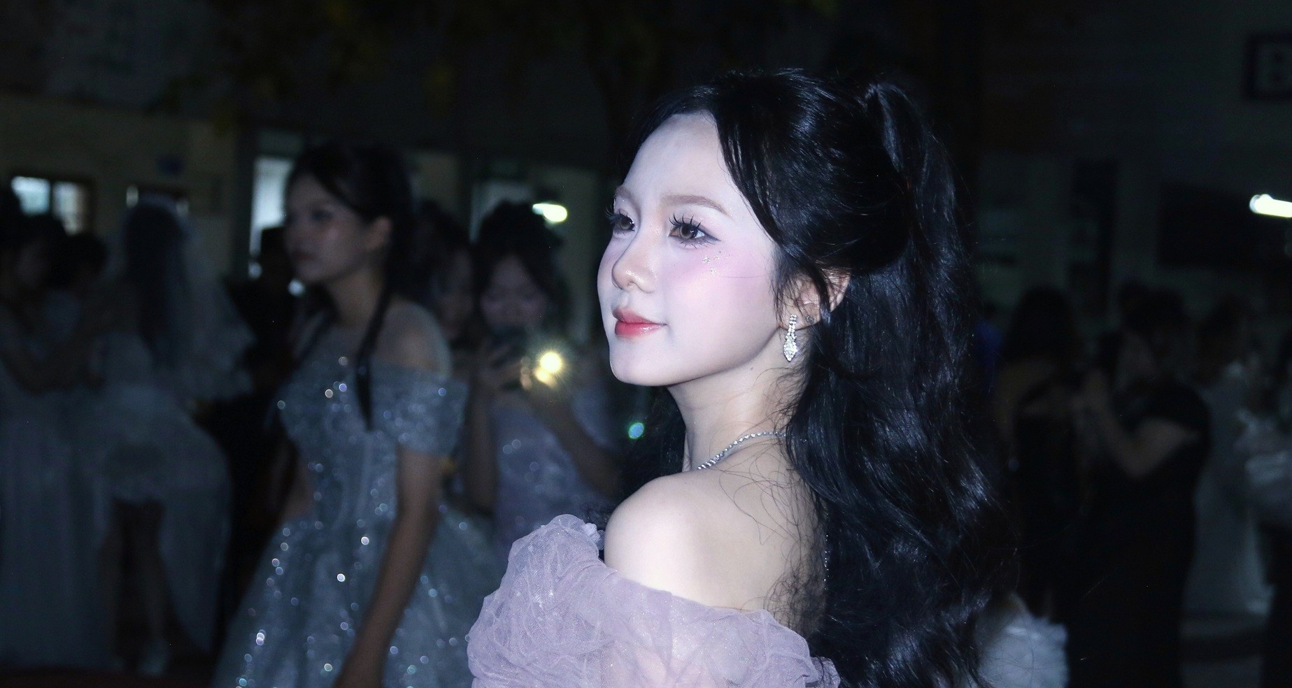 ngam ve xinh dep cua nu sinh ngoi truong thpt thuoc top o ha noi 1032