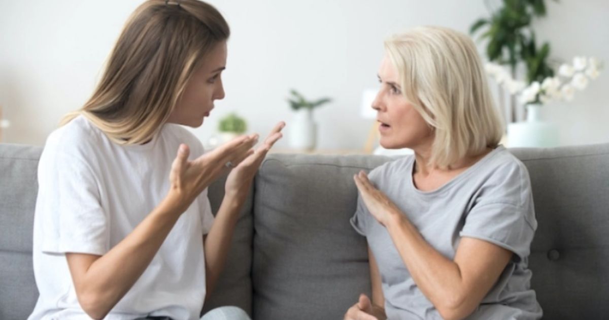 Ngay Dau Lam Dau Toi Day Rat Som Me Chong Dua Mot To Giay Noi Quy Nha Chong Khien Toi Suyt Bat Khoc