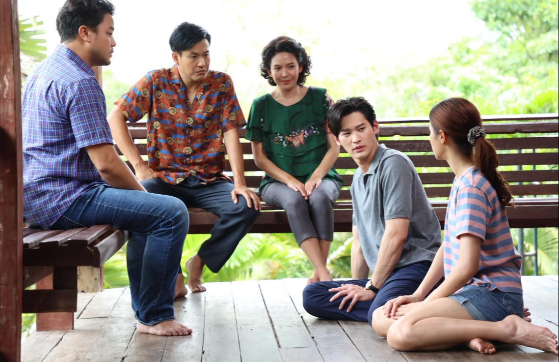 ngay gio ben noi chi chong noi mot cau truoc mat ho hang khien toi don do ra khoi nha ngay trong dem