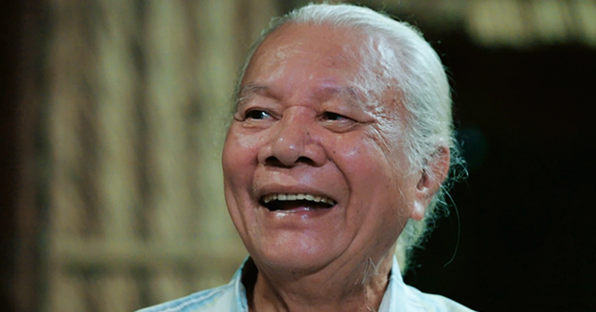 Nghe Si Nguyen Chau U80 Vien Man Ben Vo Kem 10 Tuoi Co Biet Thu Cho Thue 2396