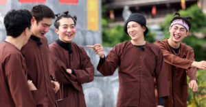 ngo kien huy nau chao thanh com hieuthuhai gay cuoi o 2 ngay 1 dem 1198