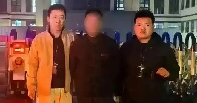 nguoi cha tim vo cho con khong ngo sap bay ga dan ong 41 tuoi 1098