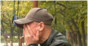 Nguoi Dan Ong U60 Tim Lai Moi Tinh Dau De Tra No An Tinh Duoc Vo Ung Ho 1336