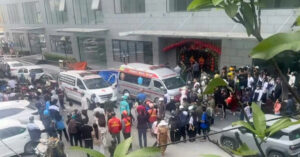 nguoi phu nu roi tu tang 22 chung cu xuong dat tu vong 1943