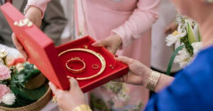 Nha Kha Gia Toi Van Thach Cuoi 2 Cay Vang De Xem Thanh Y Nha Trai 1104