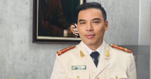 nha van duong binh nguyen thang quan ham dai ta o tuoi 47 3009