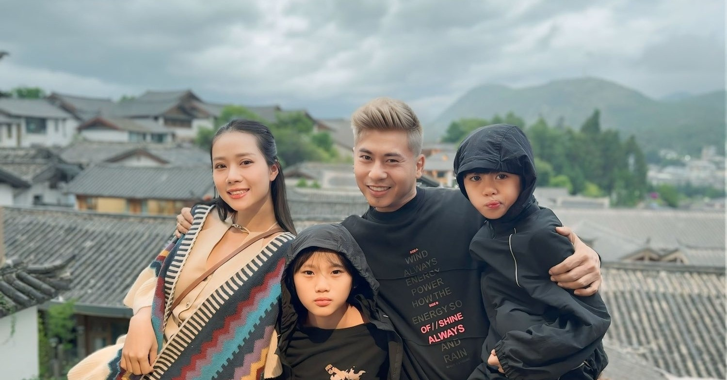 Nhac Si Duong Cam Noi Ve Vo Tung Lam Luat Su Ban Ay Khong Dung Viec Cai O Nha 1095