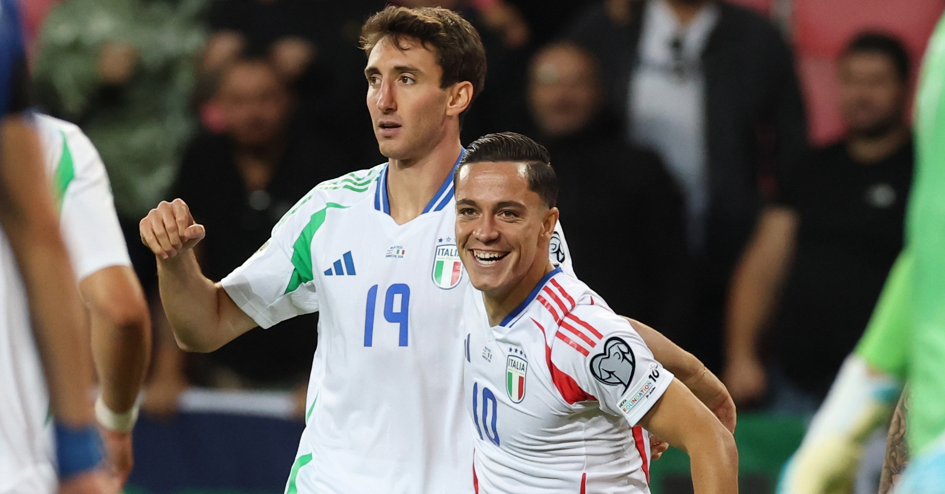 nhan dinh bong da italia vs bac ireland chu nha tan cong 513