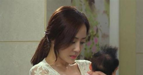 nhan tinh cua chong qua doi ngay sau khi sinh nhin dua tre do hon bo vo nguoi vo hien da lam mot vie