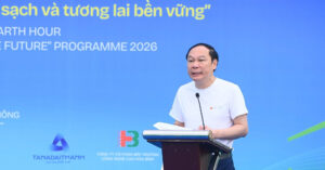 Nhiều trẻ em Việt Nam đối mặt rủi ro từ khí hậu và môi trường 2 nhieu tre em viet nam doi mat rui ro tu khi hau va moi truong 553