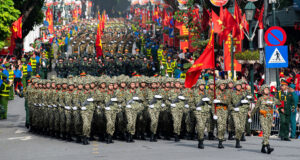 nhung ngay quan di trong tieng dan reo 829