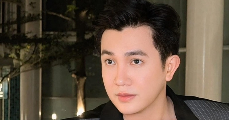 noi am anh cua mc noi tieng hon 10 nam ban hang online 2143