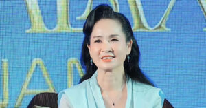 nsnd lan huong nhan sac thoi la chua du voi phu nu thoi dai so 2486