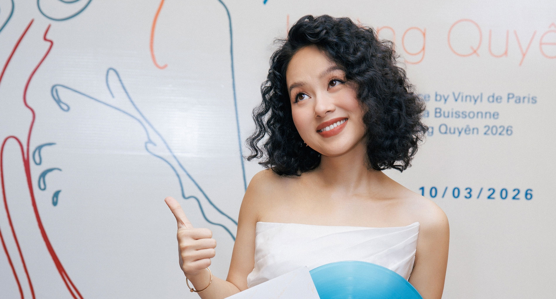 nsnd pham phuong thao co mat trong ngay vui cua ca si hoang quyen 2677