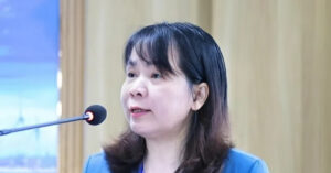 nu giao su duy nhat nganh kinh te la chu tich hoi dong truong dai hoc 3390