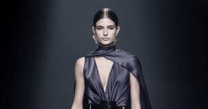 Nu Nguoi Mau Qua Doi Dot Ngot O Tuoi 22 677