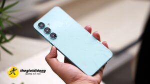 Trên tay Nubia V80 Max: Thiết kế cụm camera "quen quen", chip UNISOC T7250, pin 6.000 mAh 1 nubia v80 max 60 t639155911791817582