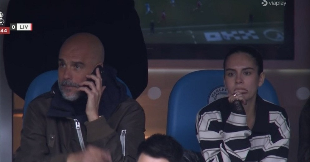 pep kho so tren khan dai goi dien chi dao man city 4 0 liverpool 256