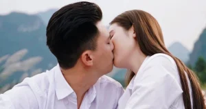 Phía Sau Cảnh Hôn Của Huyền Lizzie Và Hà Việt Dũng Phia Sau Canh Hon Cua Huyen Lizzie Va Ha Viet Dung Dbebbf67C8434Fc49662B4283F687121 86