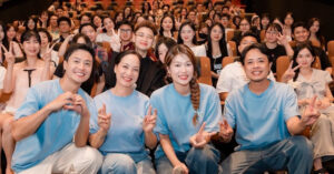 phim co nsnd le khanh thanh son van top 1 khong co doi thu 1128