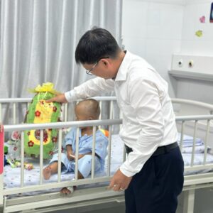 pho chu tich ubnd tp.hcm nguyen manh cuong tham be