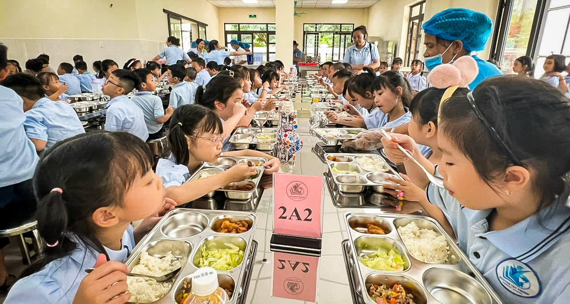 phu huynh bat an ve tin thit lon ban ninh binh ra yeu cau khan 1866