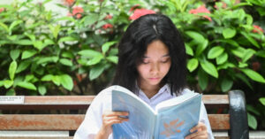 phu huynh canh nguyen vong lop 10 tung gio chot dang ky nhu chung khoan 1325