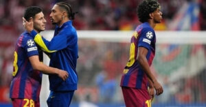 raphinha tuc gian barca bi cuop ve ban ket cup c1 525