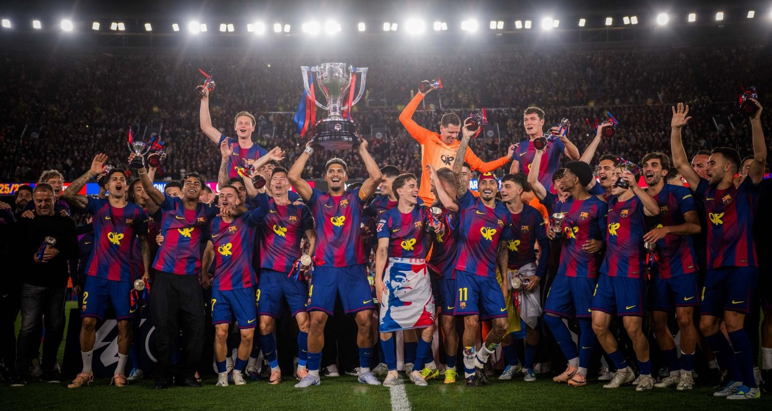 rashford ghi tuyet pham ha real madrid barca vo dich la liga 447