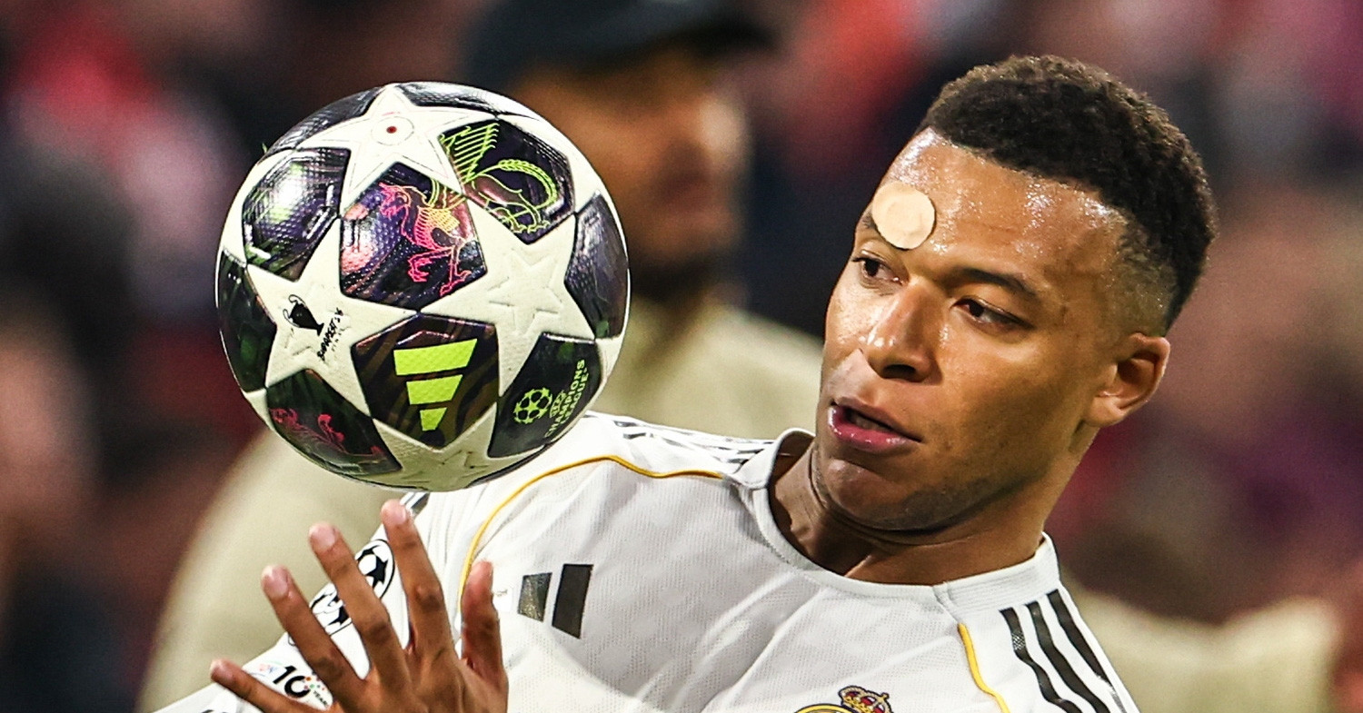 real madrid cang thang chia phe nhom va bat man mbappe 1030