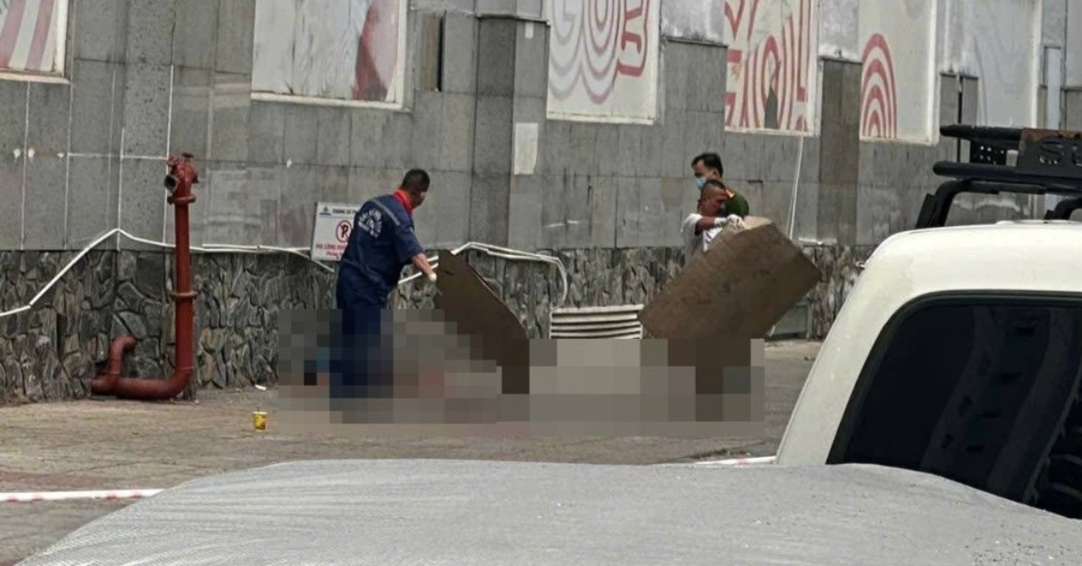 roi tu tang cao chung cu o tphcm mot nguoi dan ong tu vong 1172