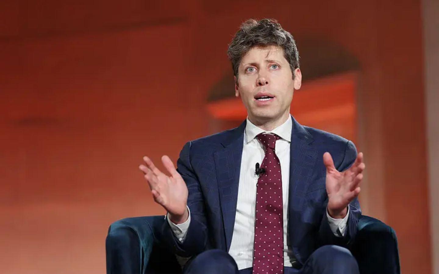sam altman va nhung thach thuc viec lam thoi dai ai