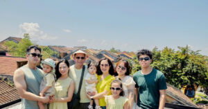 sao nam viet dong con nhat nguoi lam cha tuoi 49 nguoi 5 con voi 3 doi vo 2198