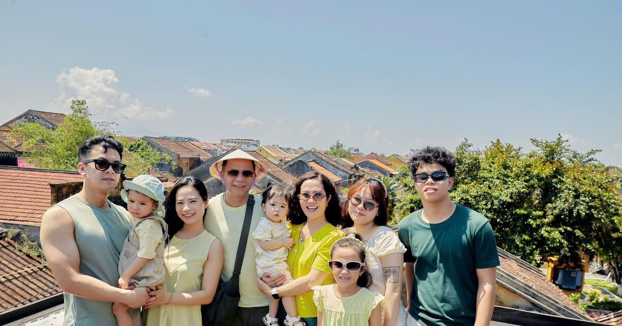 sao nam viet dong con nhat nguoi lam cha tuoi 49 nguoi 5 con voi 3 doi vo 2198