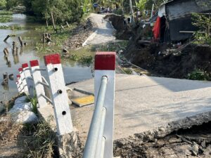 sat lo ven bo dong song phu an