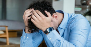 Sau 2 Thang Lam Chu Re Chang Trai Chet Lang Khi Nhan Tin Nhan Cua Khach Nu C6B81F91156D4Dcd8342Ec2E7