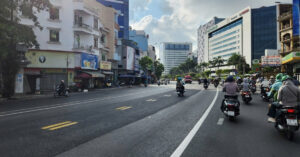 sau cuoc phau thuat xoa 3km dai phan cach duong cong hoa van hanh giao thong 3 chieu ra sao 3327