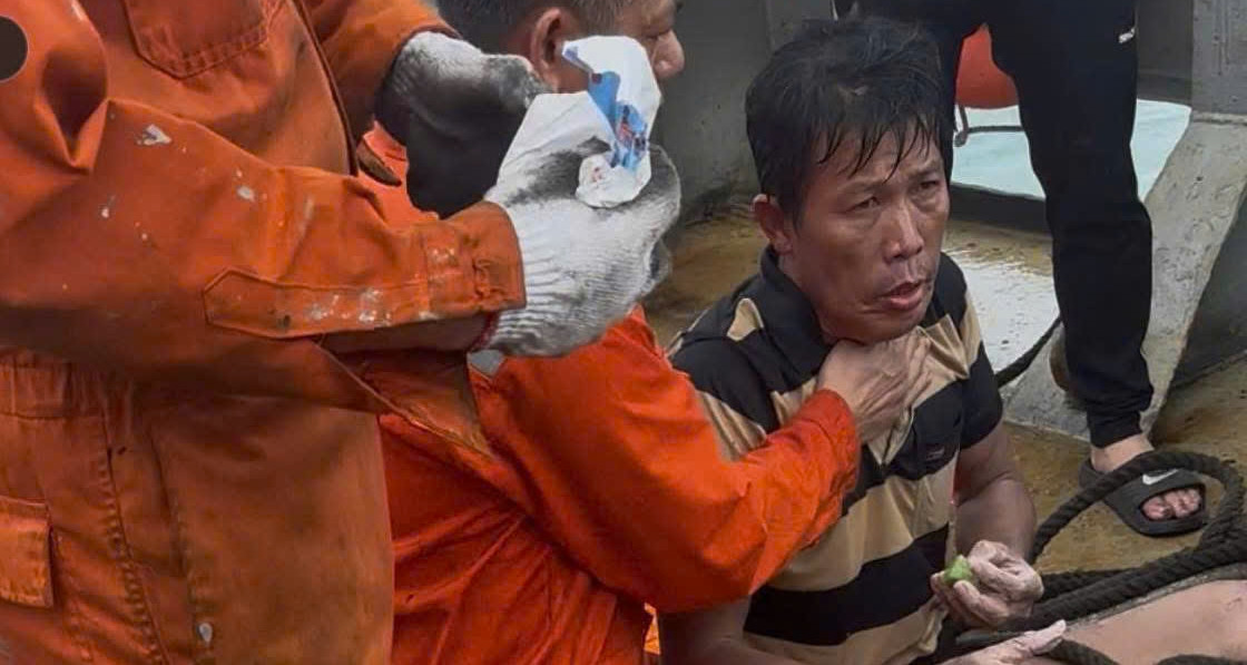 sau hai ngay mat tich giua bien 1 trong 3 nguoi o ly son duoc cuu song ky dieu 576