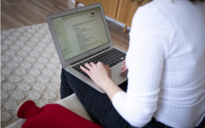 Người dùng phụ thuộc ChatGPT để tư vấn THUẾ, OpenAI lên tiếng cảnh báo NÓNG 1 screenshot 2026 04 16 142552 1776332950651 17763329509311663718674 0 0 396 634 crop 1776332977370756